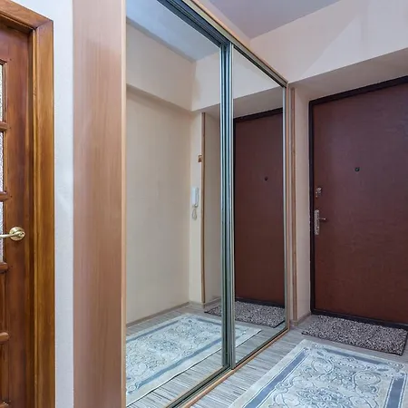Apartment On Yakuba Kolosa Center
