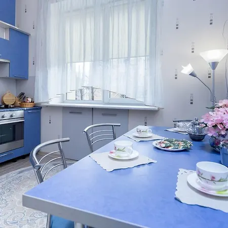On Yakuba Kolosa Center Апартаменти *